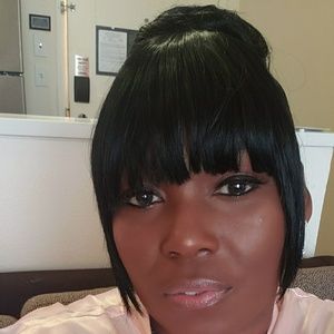 Meet your Posher, Deanna